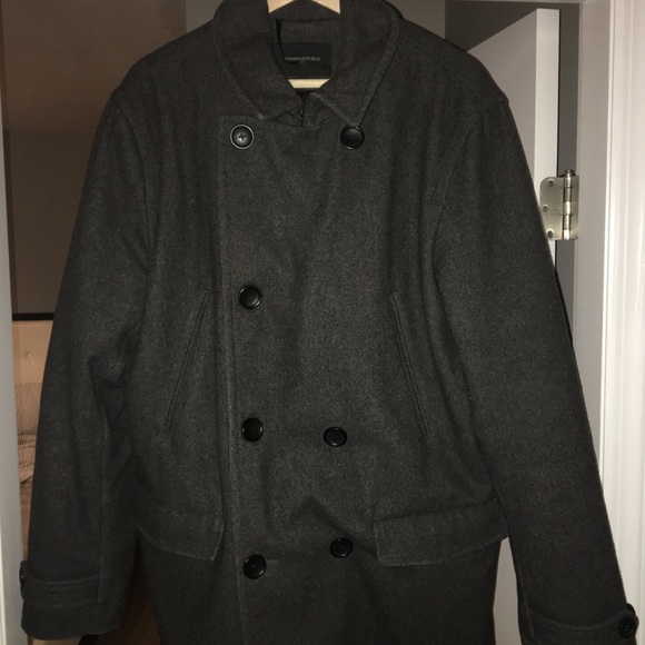 Banana Republic Pea Coat - size Large - Picture 2 of 2